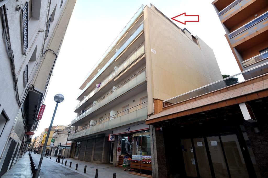 Apartament Duplex Llaverias Lloret de Mar Exterior photo